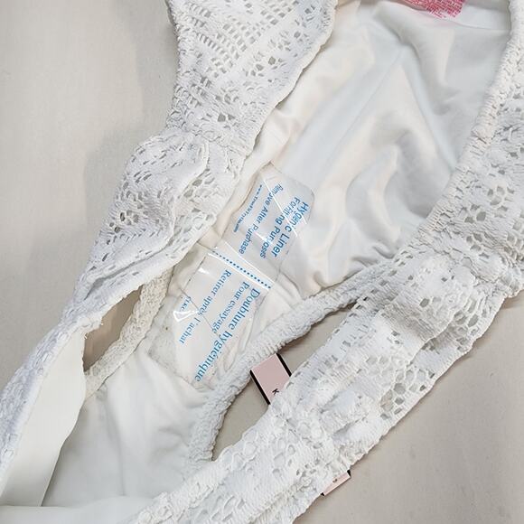 Victoria's Secret White Crochet Bikini Bottom Size L Lined Cali Hipster Beach - Picture 3 of 10